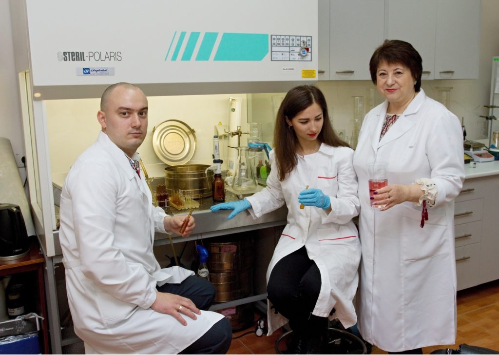 Науково-дослідна лабораторія парентеральних та оральних рідких лікарських засобів