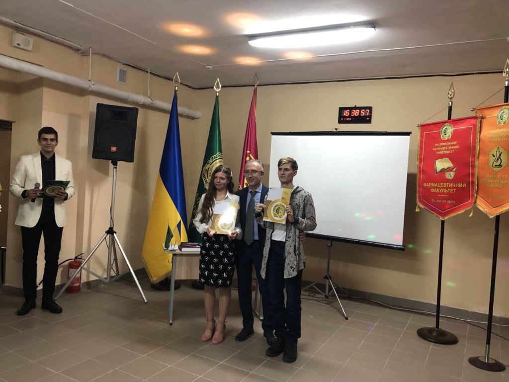 15 листопада 2024 року в Національному фармацевтичному університеті пройшов конкурс «Студентський Battle – 2024»
