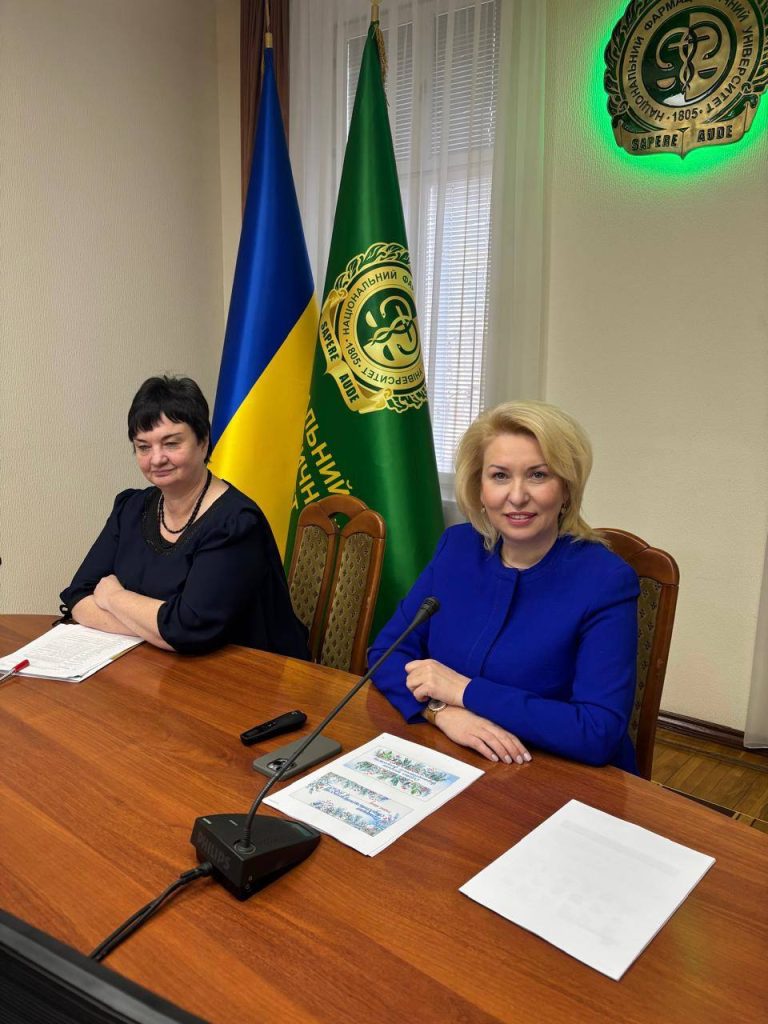 Традиційна зустріч першокурсників із ректором НФаУ: 100 днів навчання через призму традицій та новацій  