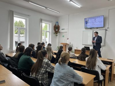 14 травня 2025 року відбулася профорієнтаційна лекція представника університету, професора Олександра Кухтенка у стінах Самбірського фахового медичного коледжу