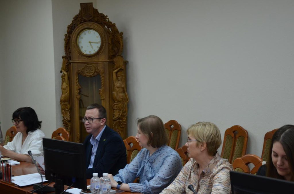 28 травня 2025 р. у НФаУ стартував новий проєкт «Фармацевтичні наукові школи Слобожанщини»