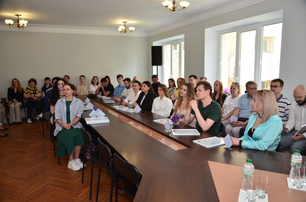 26 травня 2025 року в Харкові відбулося урочисте нагородження лауреатів районного етапу Міського конкурсу «Молода людина року»