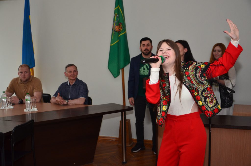 26 травня 2025 року в Харкові відбулося урочисте нагородження лауреатів районного етапу Міського конкурсу «Молода людина року»